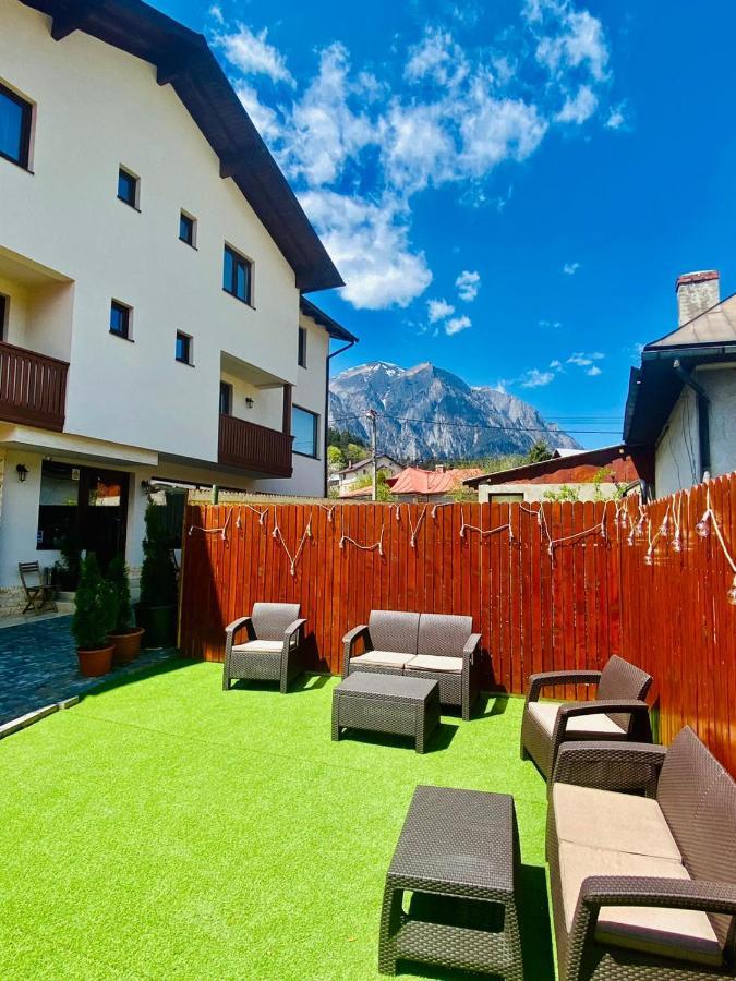 Casa Ankeli Bed & Breakfast Busteni Bagian luar foto