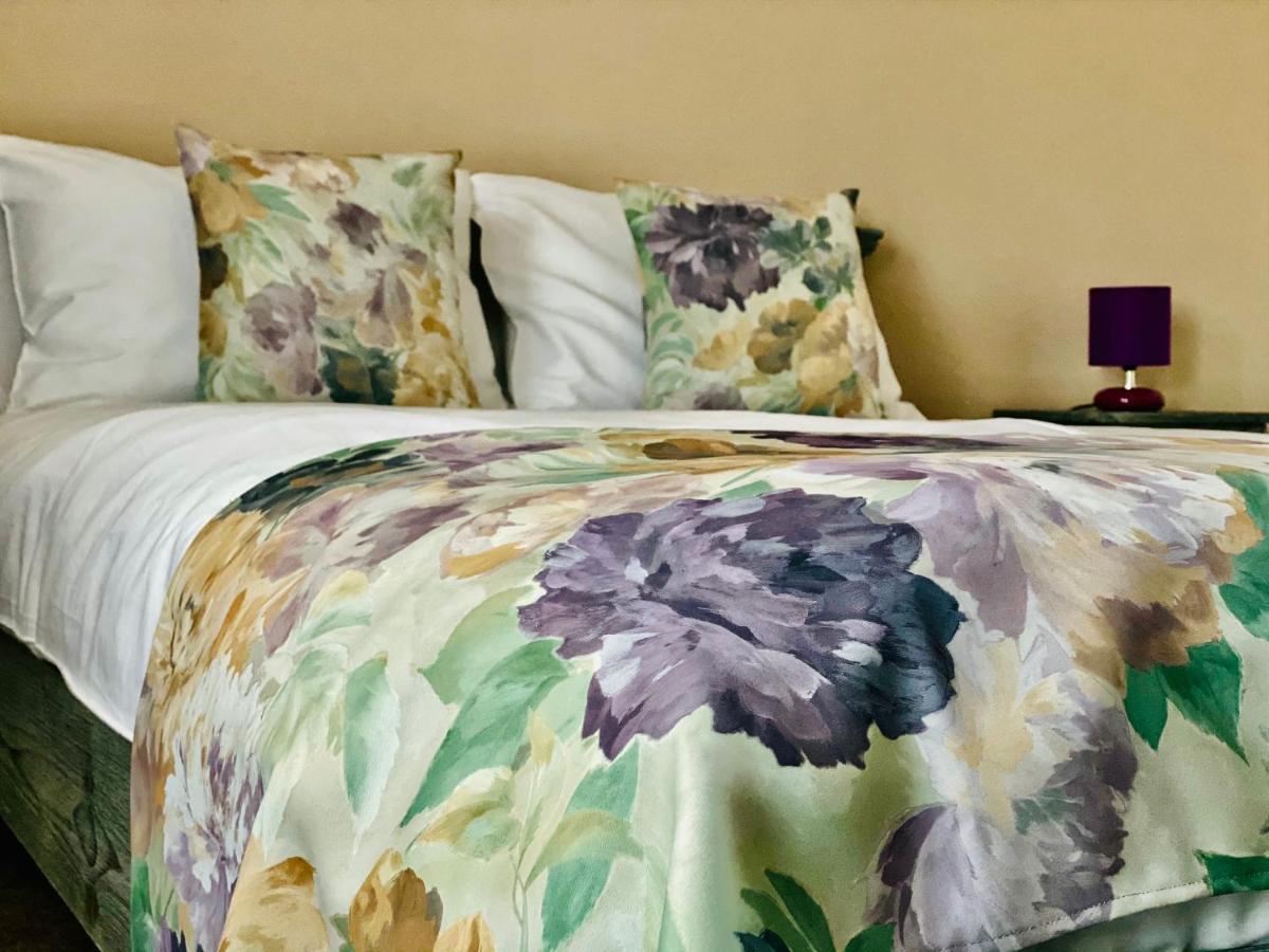 Casa Ankeli Bed & Breakfast Busteni Bagian luar foto